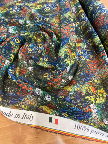 Ткань шёлк шифон с рисунком полевых цветов в стиле Valentino